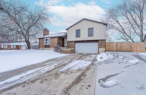 7107 Stillmore Dr, Englewood, OH 45322-2660