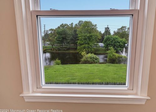 13 Jennings Ct, East Freehold NJ  07728-4320 exterior