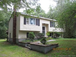 67 Oakwood Blvd, Plainfield, CT 06374-2123