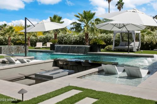 10019 57th St, Scottsdale AZ  85253-1137 exterior