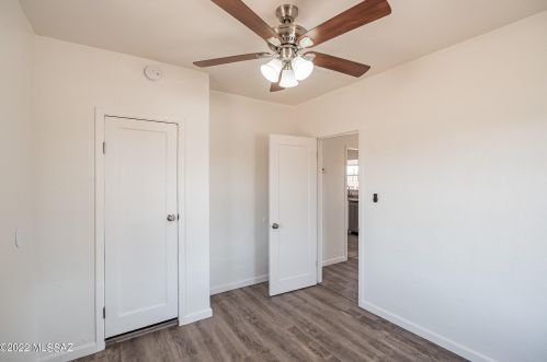 228 29 St, Tucson AZ 85713-2947 exterior