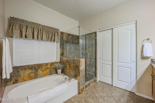 562 Kingston St, Gilbert AZ 85233-4004 exterior