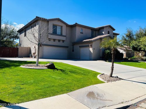 4097 Lafayette Ave, Gilbert, AZ 85298-4129
