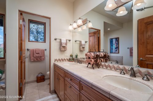 206 Calle Francesca, Sedona AZ 86336-4760 exterior