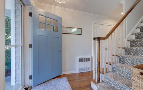 33 Wood Ln, Matinecock, NY 11560-1628