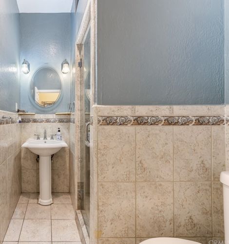 12070 Morning Ave, Downey CA  90242-2324 exterior