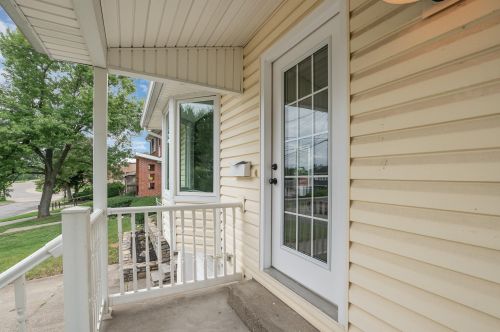 22 Rosebud Ave, Covington, KY 41018-1520