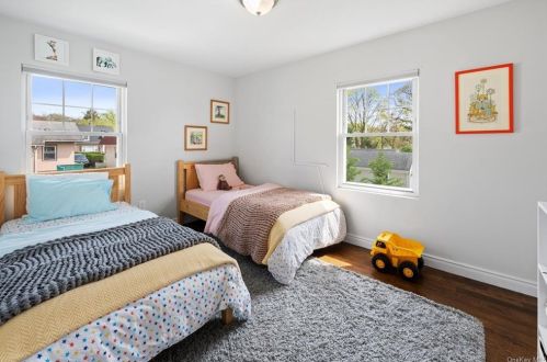 322 Sixth Ave, New Rochelle NY  10803-1605 exterior