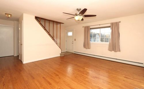 9 Brookville Ave, Crotonville, NY 10562-4513