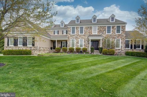 11 Hudson Way, Boothwyn, PA 19060-1432