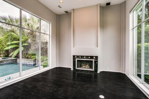 6425 Shady Oaks Ln, Plano TX  75093-8825 exterior