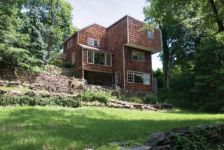 3753 Aquetong Rd, Carversville, PA 18913-9701