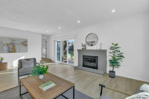 2513 Lessley Ave, Hayward CA  94546-6427 exterior