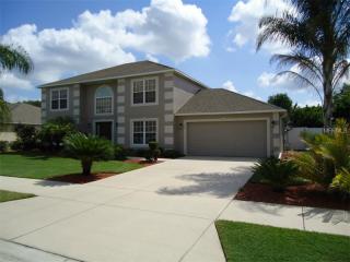 284 Pine Shadow Ln, Auburndale, FL 33823-2706