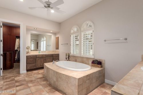 9183 Mtn Spg Rd, Scottsdale AZ 85255-6623 exterior