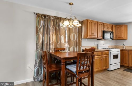 14 Hemsing Dr, Lumberton Township NJ  08048-3060 exterior