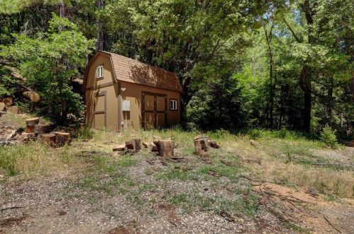 19121 Greenhorn Rd, Grass Valley CA  95945-8627 exterior