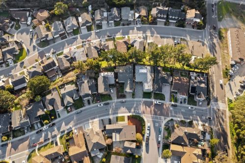 1920 Claremont Dr, San Bruno CA  94066-2716 exterior