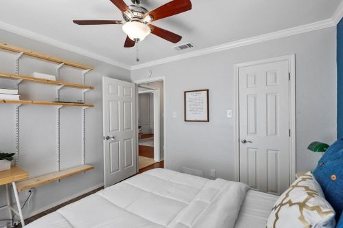 2300 Timberglen Dr, Lewisville TX  75028-1916 exterior