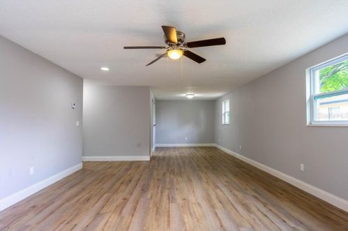 5200 Lima Pl, Orlando FL 32807-1625 exterior