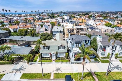27 The Colonnade, Long Beach, CA 90803-4044