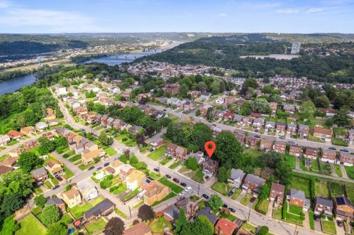 1542 Hawthorne St, Pittsburgh PA  15201-2046 exterior