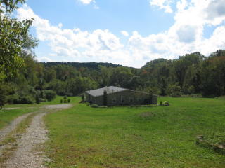 27 Woods Dr, Bulger, PA 15019-2244
