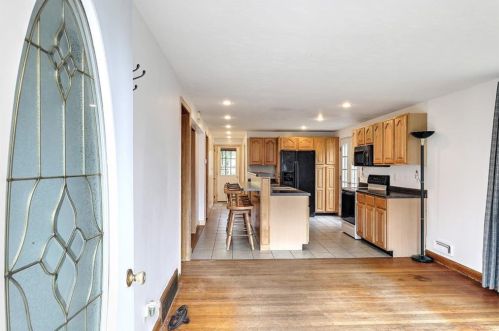 44 Rosemont Ave, Cumberland RI  02864-7519 exterior