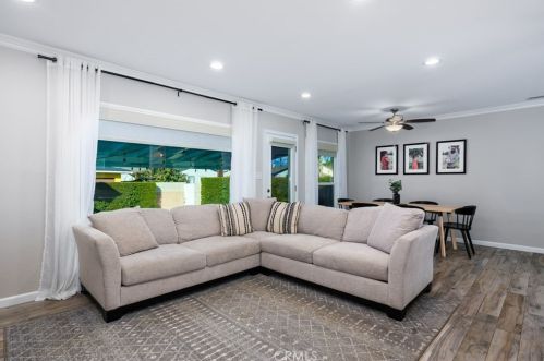 547 Maplewood Ave, West Covina, CA 91790-1743