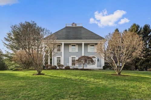 17 Anvill Rd, Southport, CT 06890-1086
