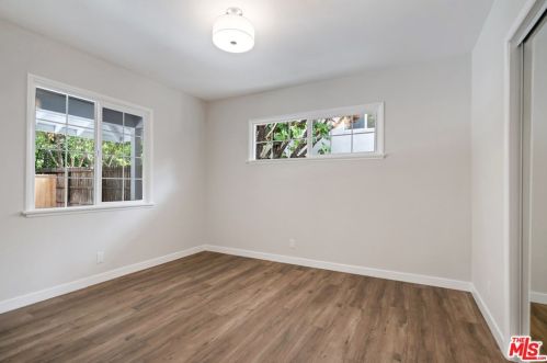 14147 Leadwell St, Van Nuys CA  91405-2440 exterior