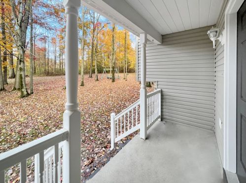 2916 Princeton Ave, New Castle, PA 16101-6033