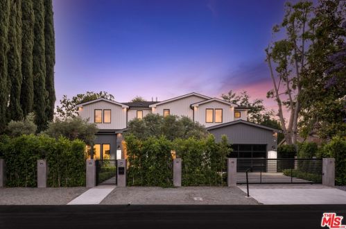 4533 Gentry Ave, North Hollywood, CA 91607-4116