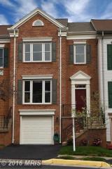5140 Winding Woods Dr, Centreville, VA 20120-4109