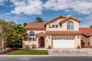 220 Lake Dr, Lemoore, CA 93245-9016