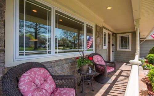 7 Northfield Ln, Westbury, NY 11590-2468