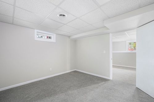 36 Old Farm Rd, Mansfield MA  02048-1709 exterior