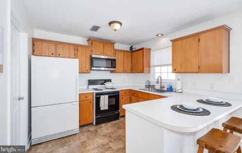 49 Bradford Ct, Charles Town WV  25414-4208 exterior