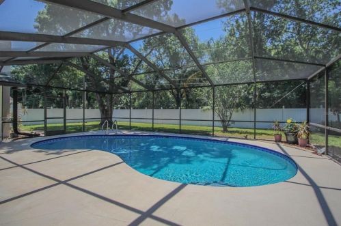 3388 Brian Rd, Palm Harbor, FL 34685-2103