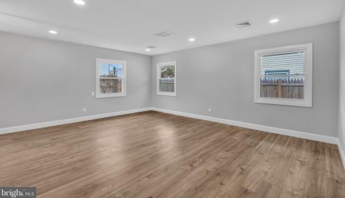 38 Parish Ln, Willingboro NJ  08046-2708 exterior