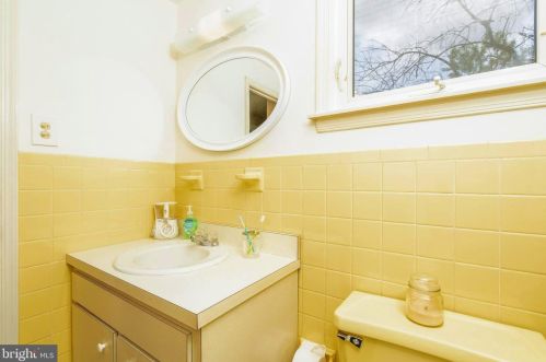 104 Shenandoah Rd, Riverton NJ  08077-3147 exterior