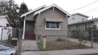 10736 Apricot St, Oakland, CA 94603-3824