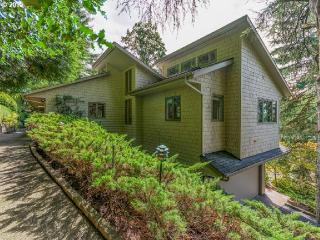 3320 44th Ave, Portland, OR 97221-3118