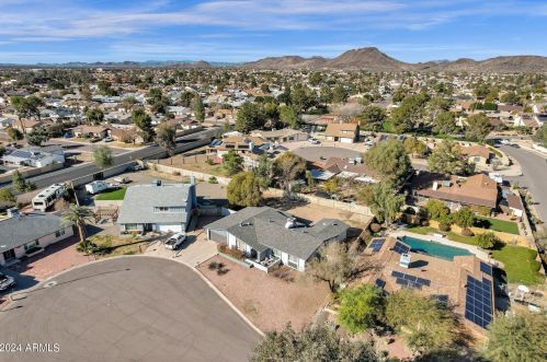 4636 Michelle Dr, Glendale AZ  85308-1519 exterior