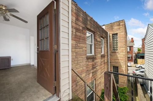 53 19th St, Pittsburgh PA 15215-2754 exterior