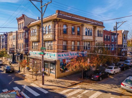 724 4th St, Philadelphia, PA 19147-3119
