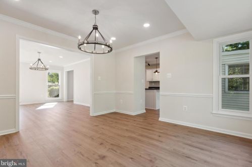 5758 Benford Dr, Haymarket VA  20169-2503 exterior