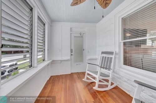 320 4 Ave, Delray Beach FL  33444-2717 exterior