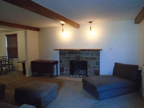 803 Elmer St, Ambridge, PA 15003-1647