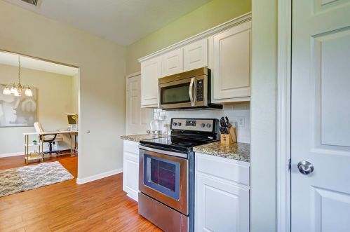 3810 Cloudbluff Ln, Richmond TX  77469-4117 exterior